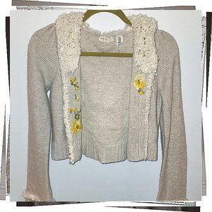 Cropped Oatmeal Hoodie w Embroidered Trim & Faux Fur (S)